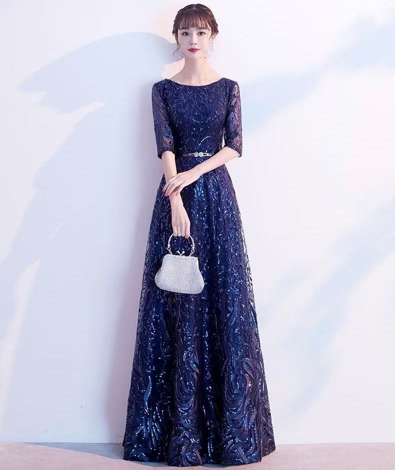 【新品未使用】スパンコールにお花のデザインが美しい 5分袖