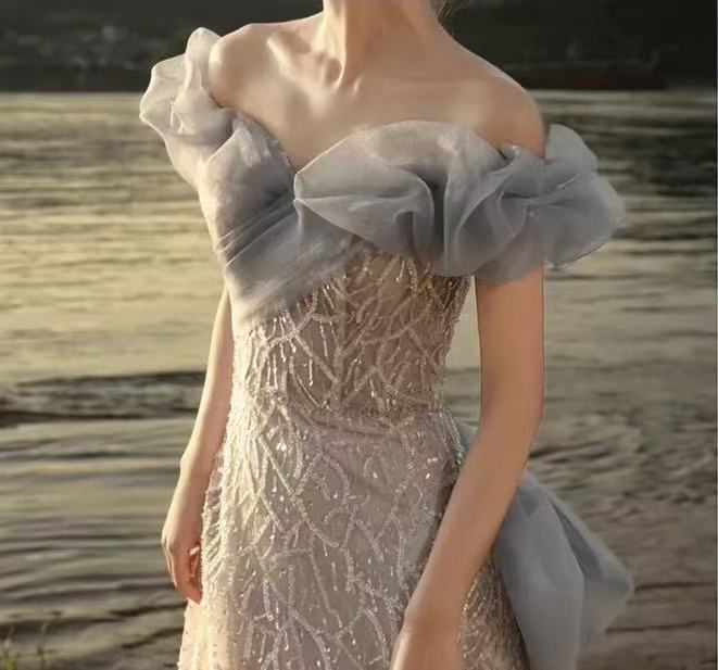 【新品未使用】极美品 オフショル キラキラ リュクスドレス バックリボン