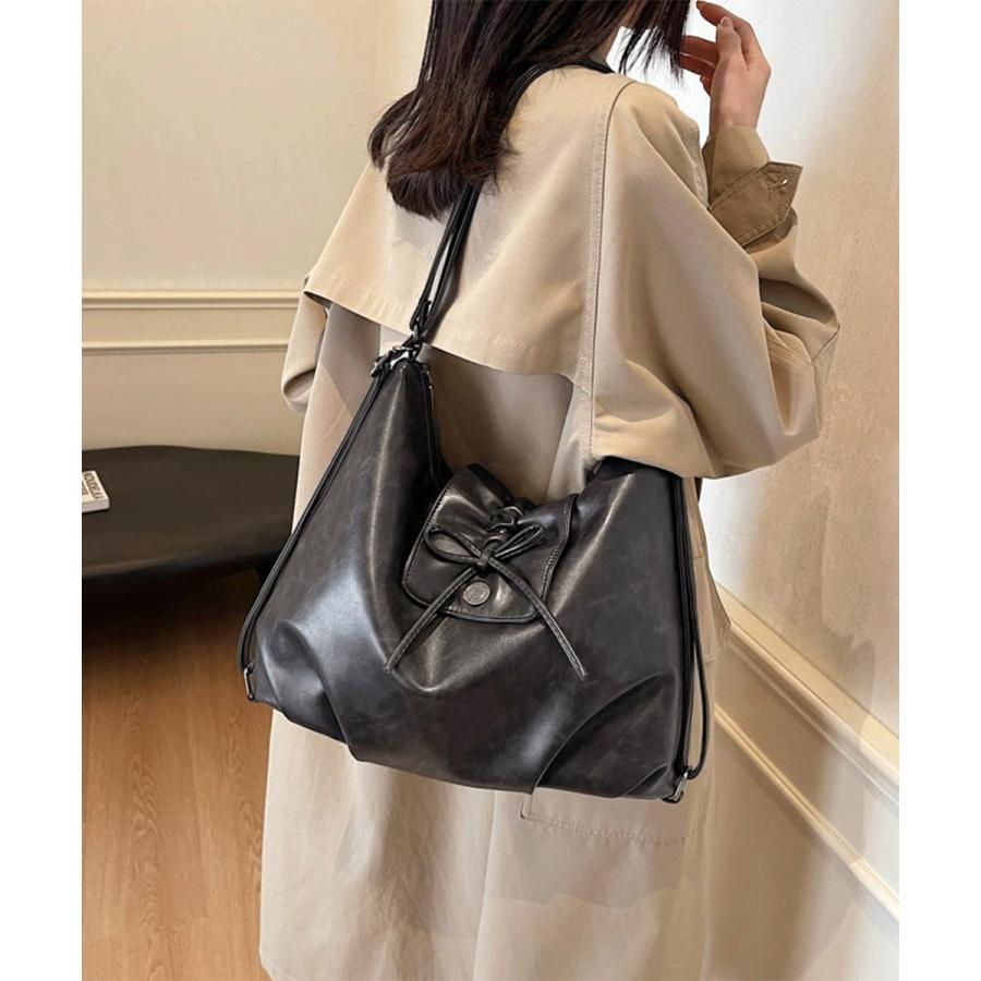 ショルダーバッグ フェイクレザーリュック